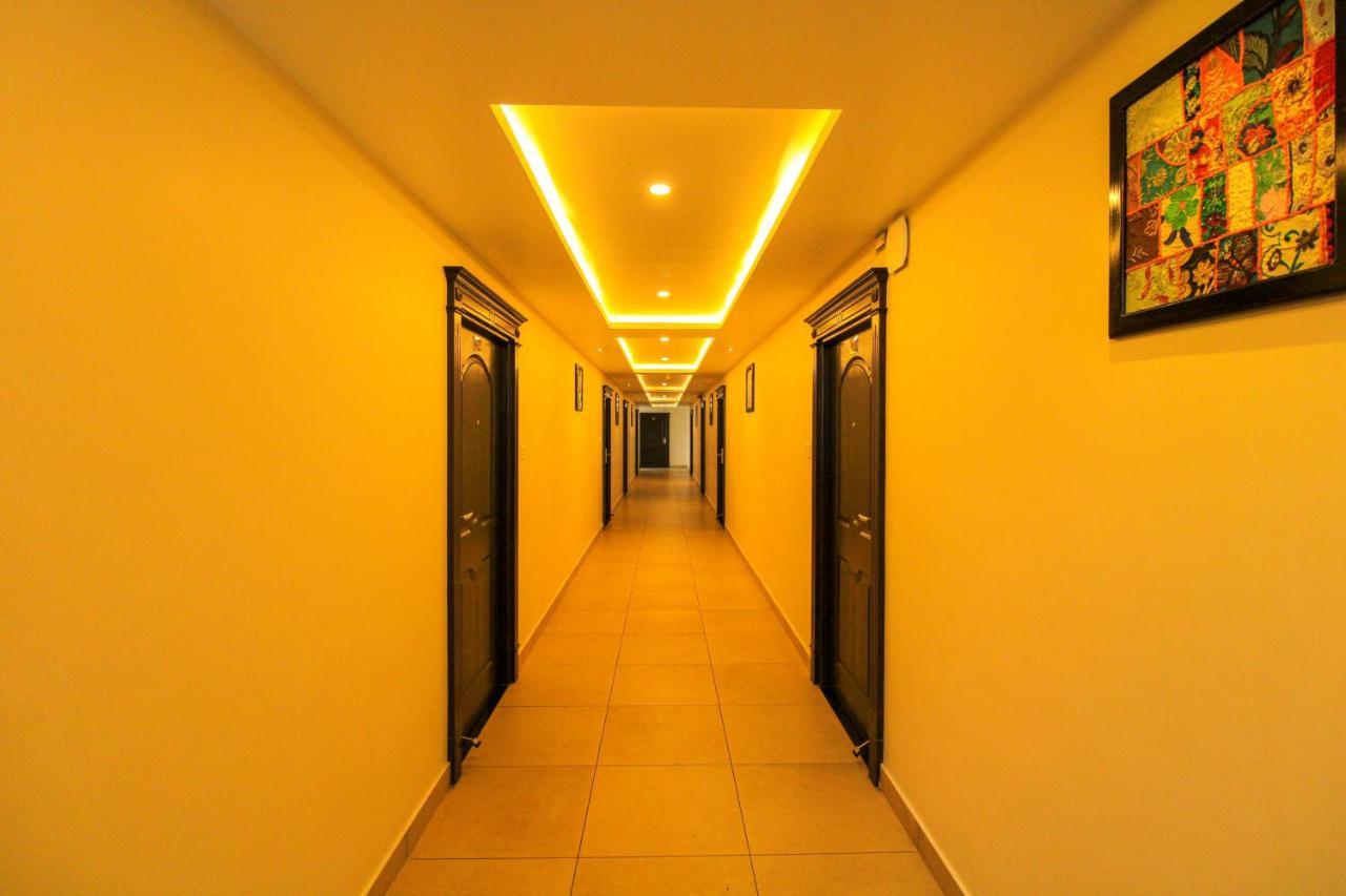 Отель White Pearl Residency Пондичерри Экстерьер фото
